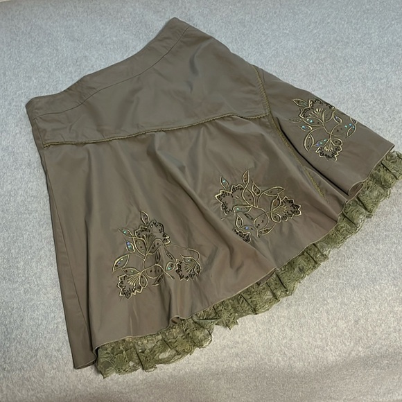 Dresses & Skirts - Woodland Fairy Embroidered Midi Skirt Large Lace Cottage Gypsy Artsy Modest Boho